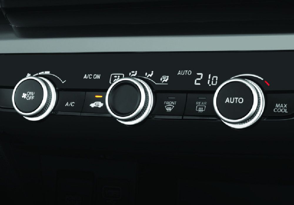 city sedan interior (2)